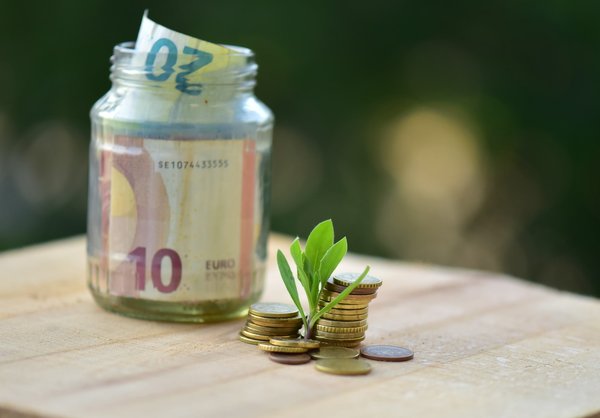 How to find budget-friendly theater tickets in London's Covent Garden?