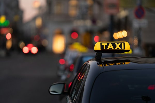Efficient airport transfers: discover top taxi services in liège